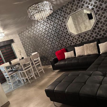 Casa Moderna Y Elegante En El Corazon De Ensenada! Villa Bagian luar foto